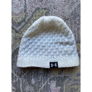 Underarmour Womans Knitted Winter Beanie Hat